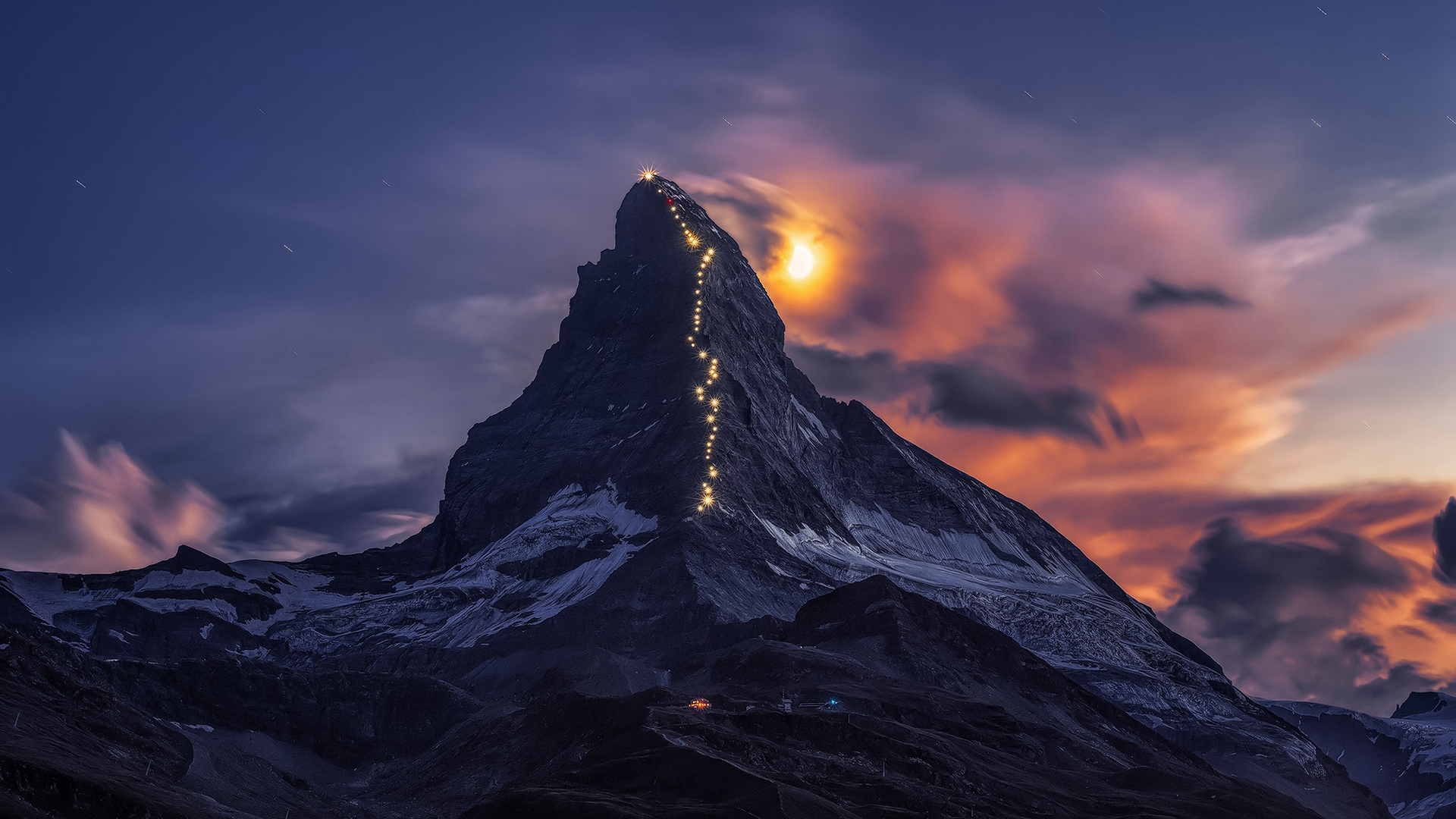 Гора Маттерхорн на фоне вечернего неба, Альпы, Швейцария / Alps, Switzerland